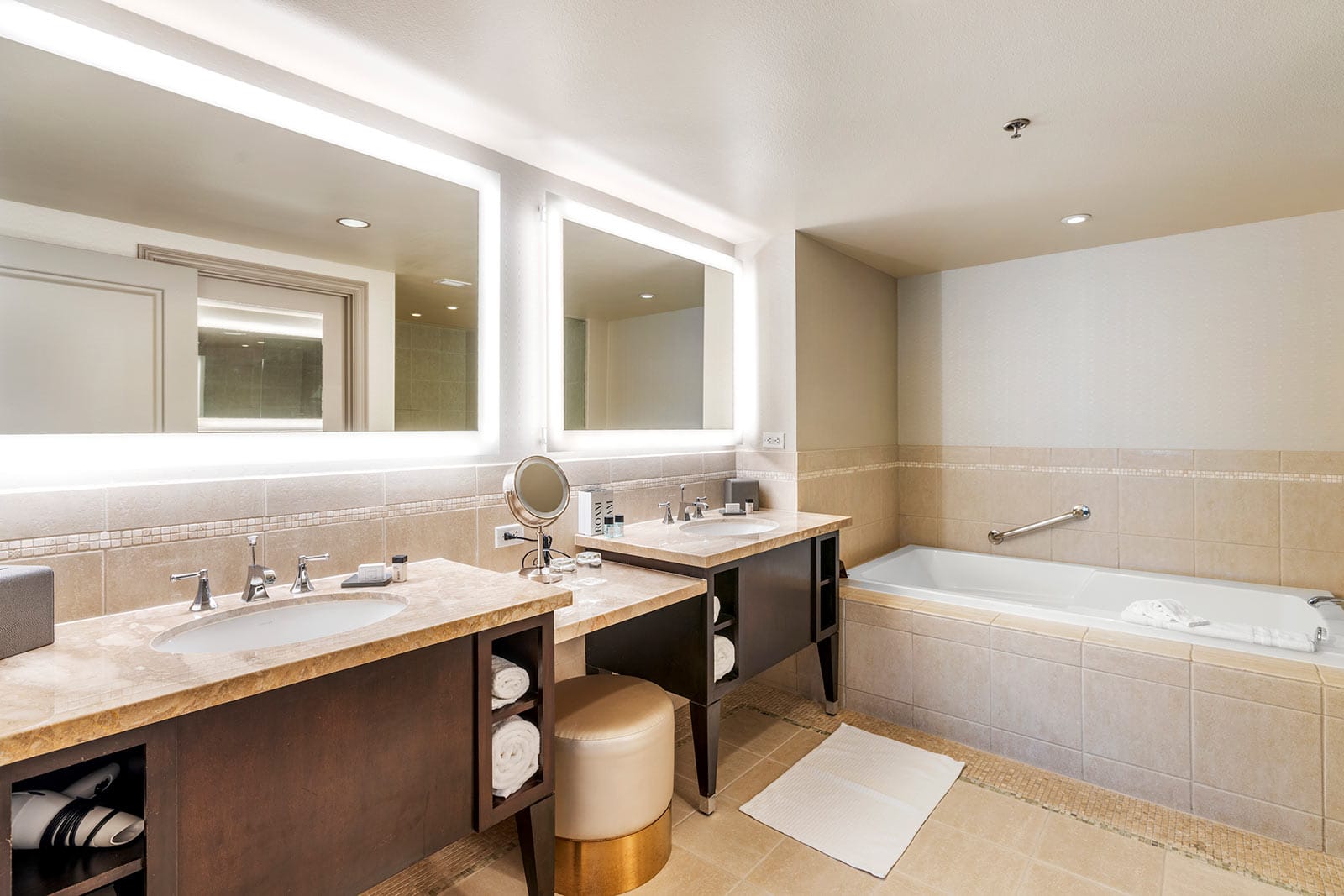 Grand suite 01