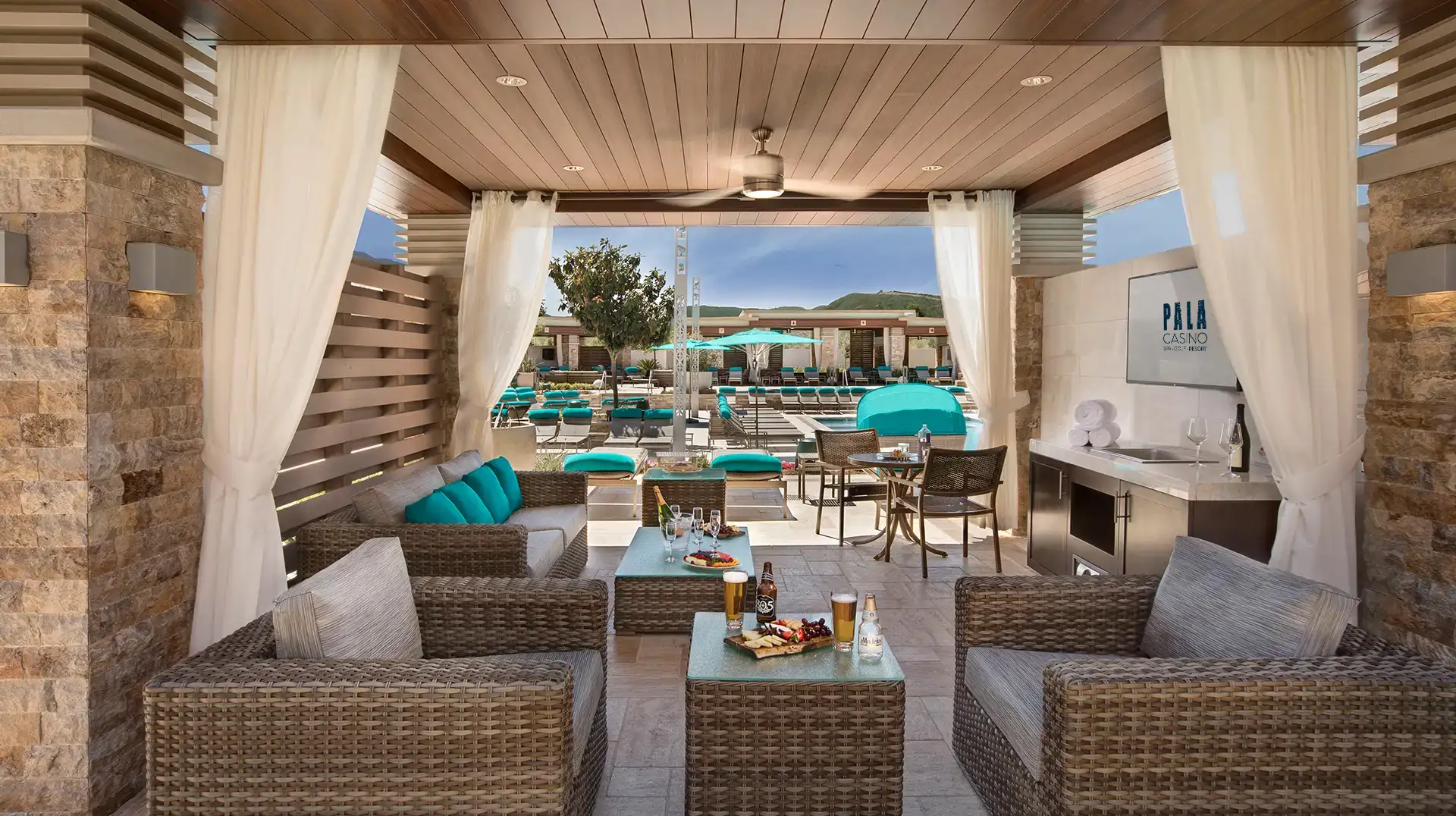 Pala casino pool